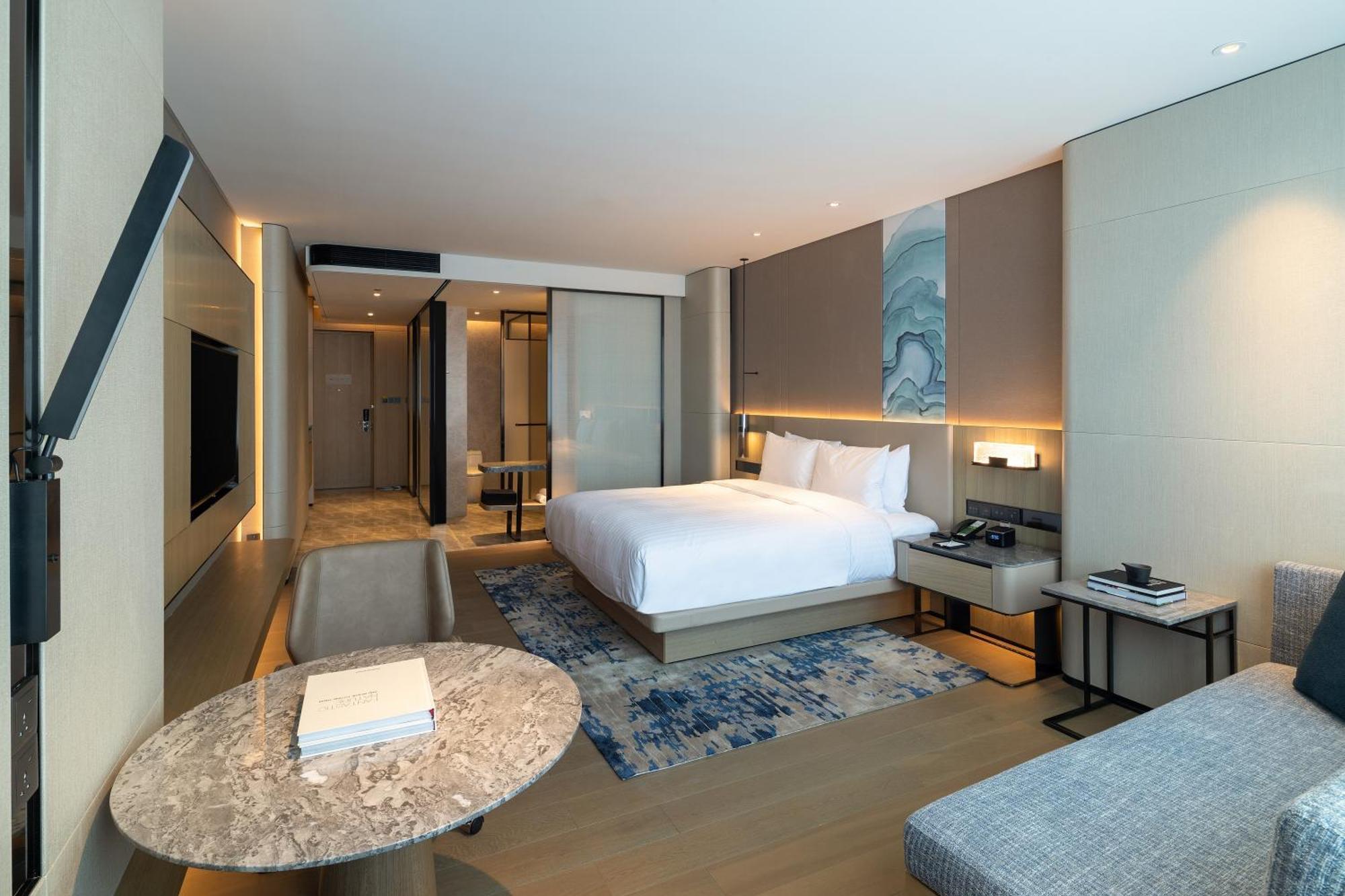 Courtyard By Marriott Shenzhen Northwest Hotel Exterior photo